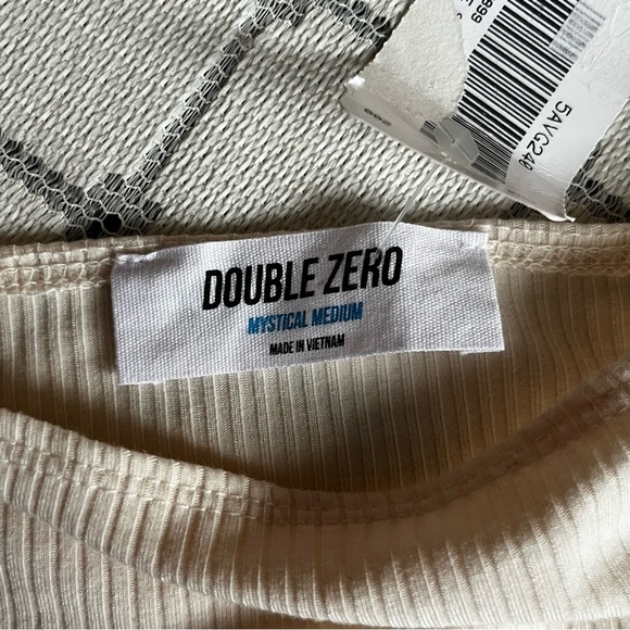 NWT Cream Ribbed Thong Bodysuit with Ruffle Straps - Picture 8 of 8